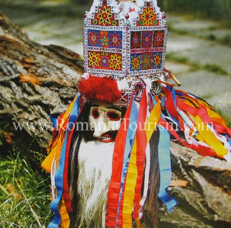 Romanianfolk-art-folk-mask